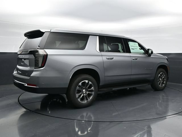 New 2026 Chevrolet Suburban LT w/ Comfort Package AWD/4WD image 2