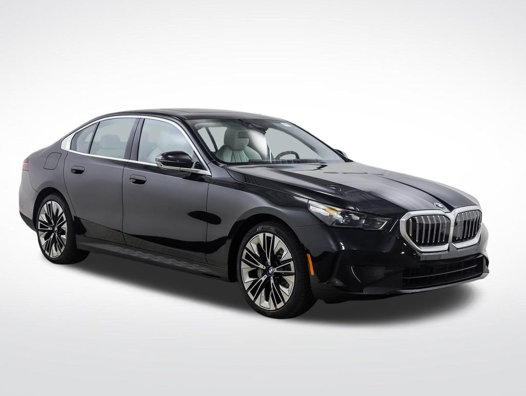 Used 2026 BMW 530i xDrive w/ Premium Package AWD/4WD image 8