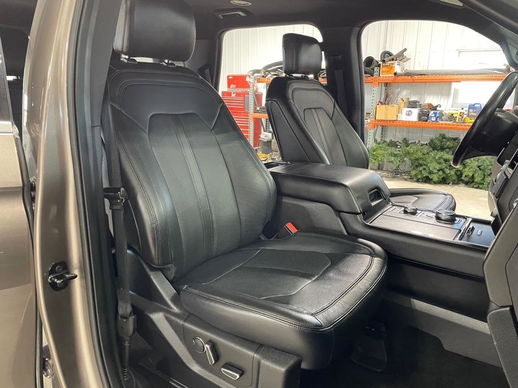 Used 2018 Ford Expedition Limited AWD/4WD image 28