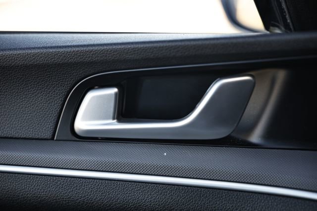 Used 2023 Kia K5 GT-Line image 16