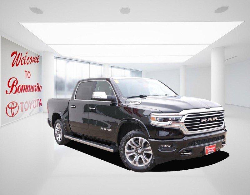 Used 2022 RAM 1500 Limited w/ Body Color Bumper Group image 2