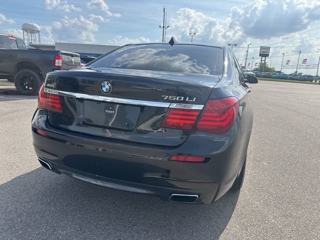 Used 2014 BMW 750Li xDrive image 19