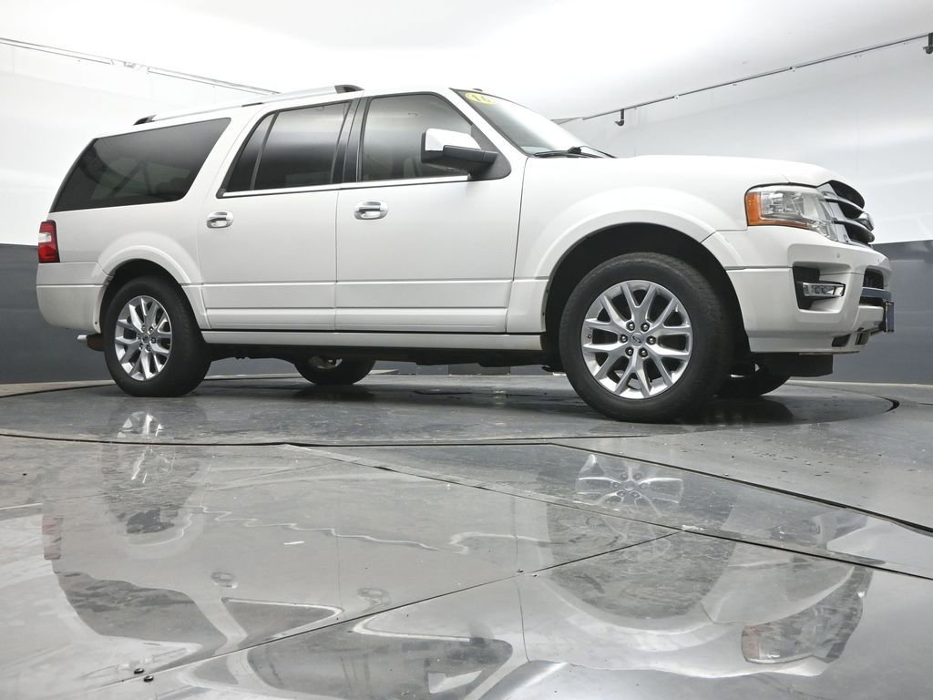 Used 2016 Ford Expedition EL Limited w/ Equipment Group 301A RWD image 32