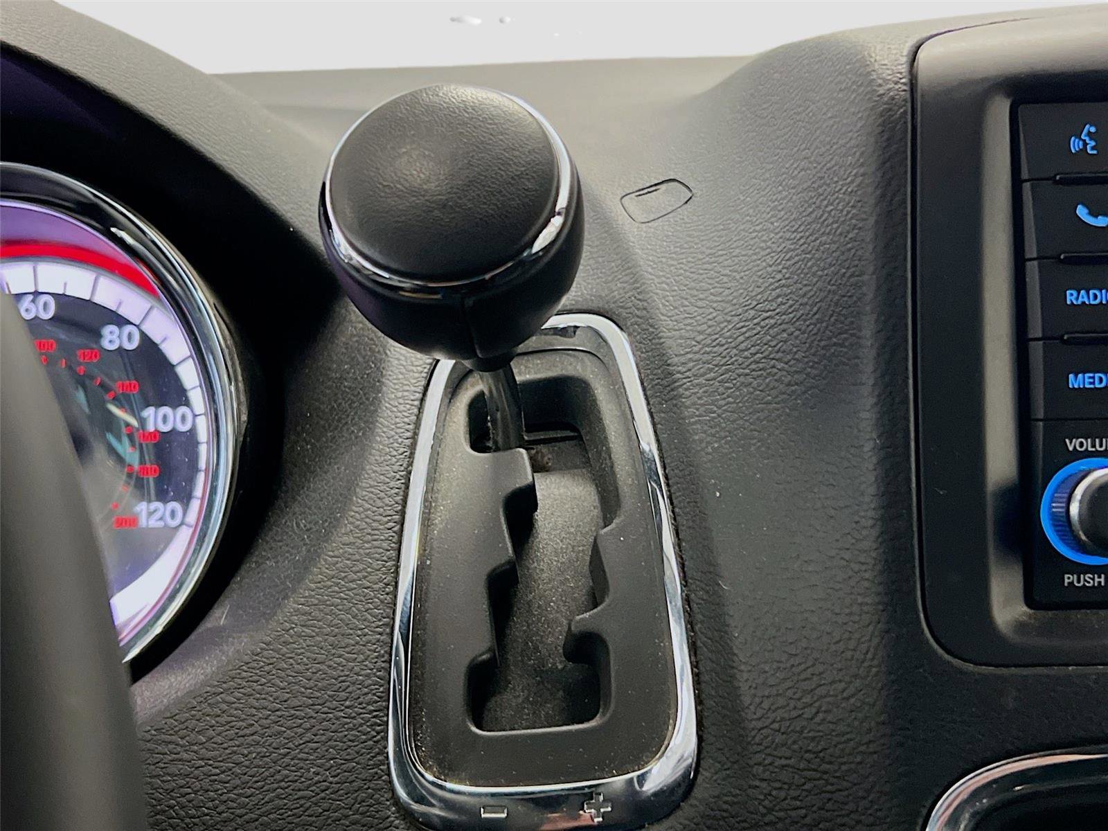 Used 2019 Dodge Grand Caravan SE image 15