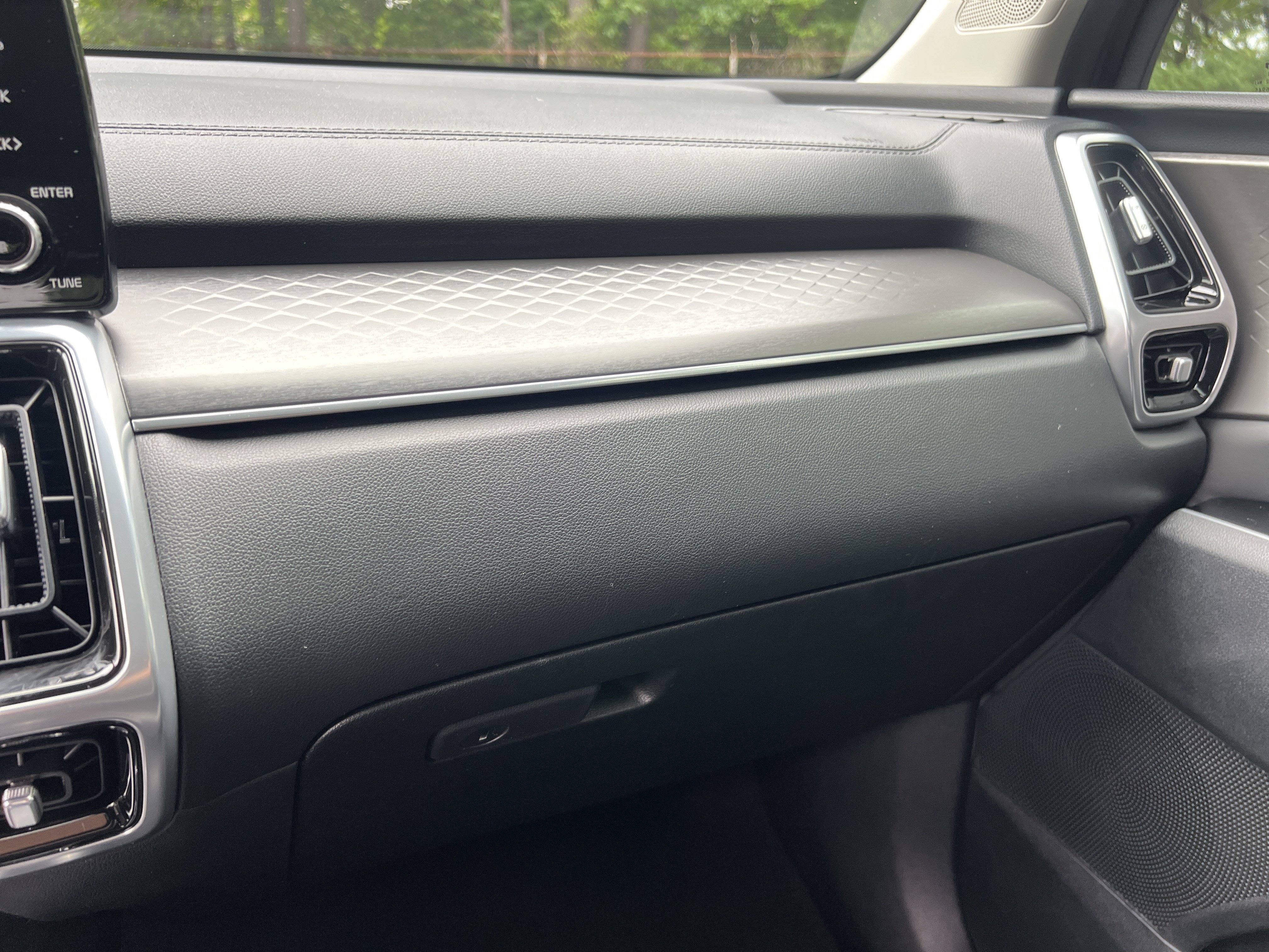Used 2023 Kia Sorento SX FWD image 40