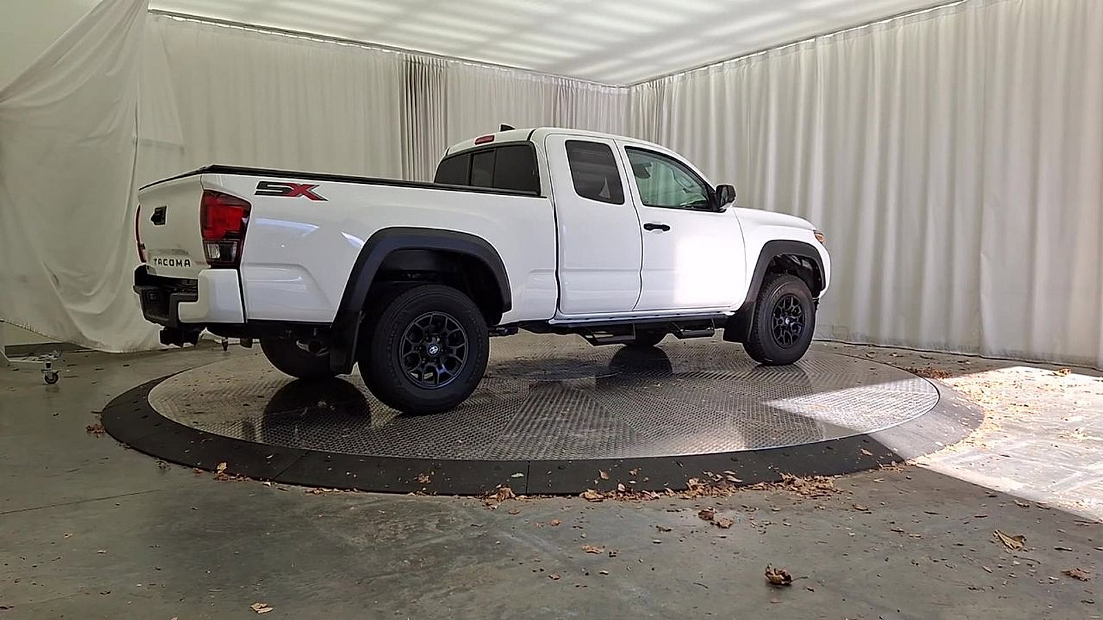 Certified 2021 Toyota Tacoma SR image 7