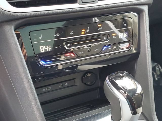 New 2026 Volkswagen Taos SE AWD/4WD image 20