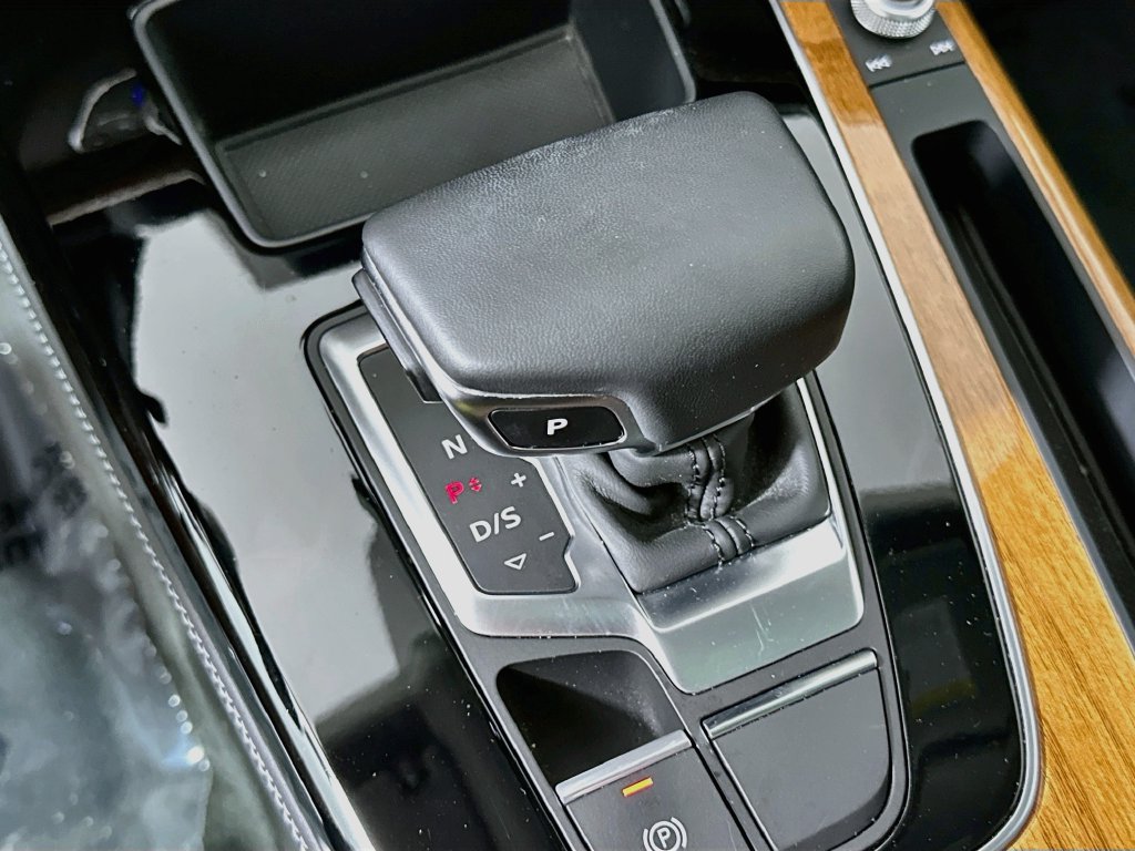 Used 2023 Audi Q5 2.0T Premium Plus AWD/4WD image 19