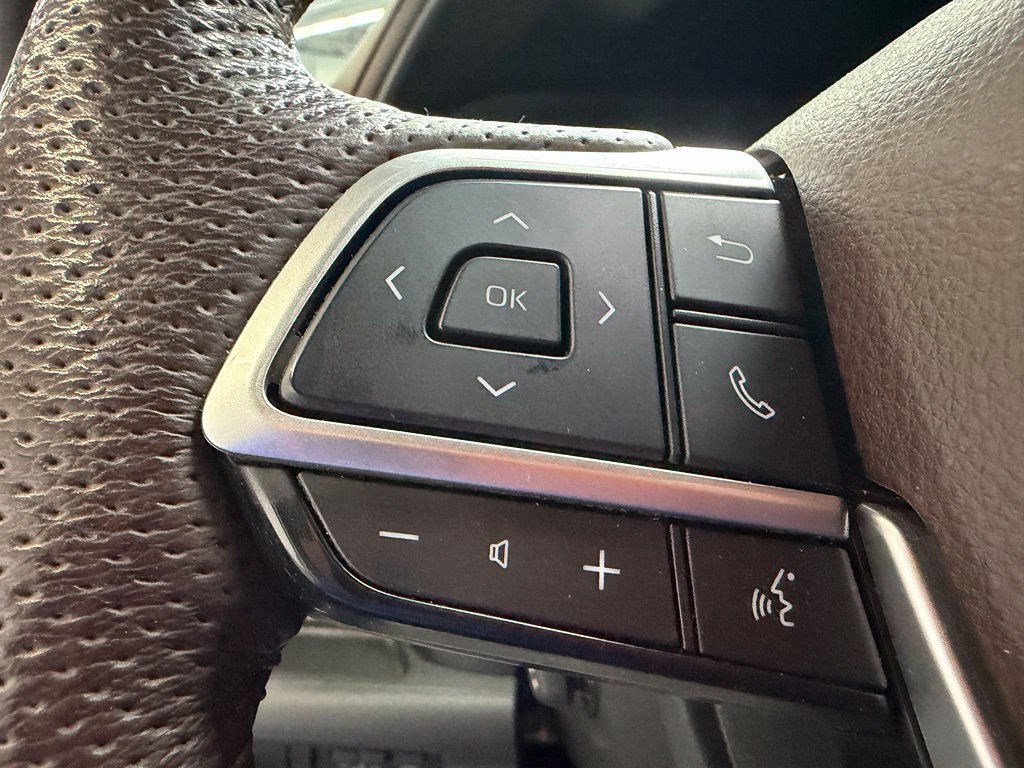 Used 2021 Toyota Sienna Platinum FWD image 26