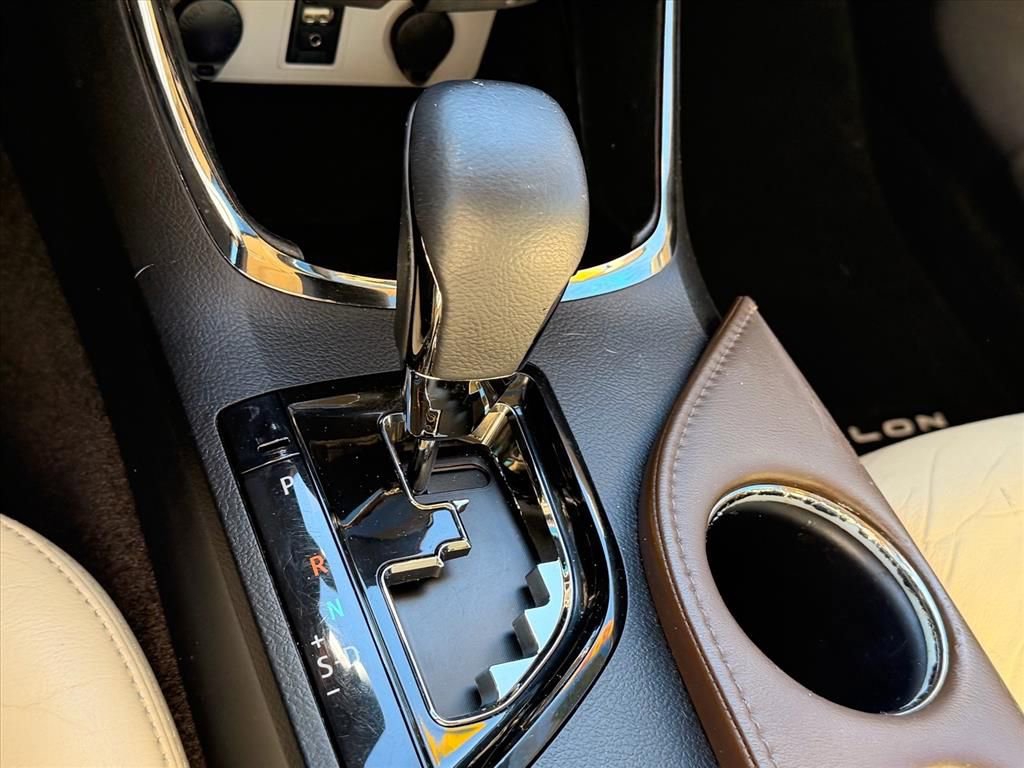 Used 2014 Toyota Avalon XLE Touring image 24