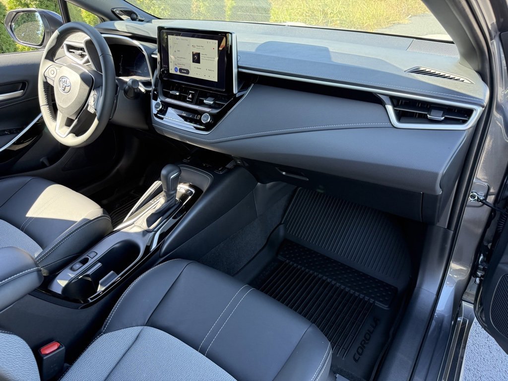 Certified 2025 Toyota Corolla XSE image 42