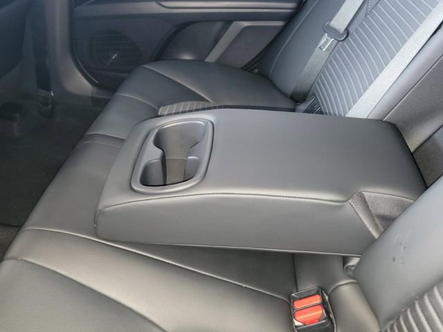 Used 2020 Toyota Camry SE image 26