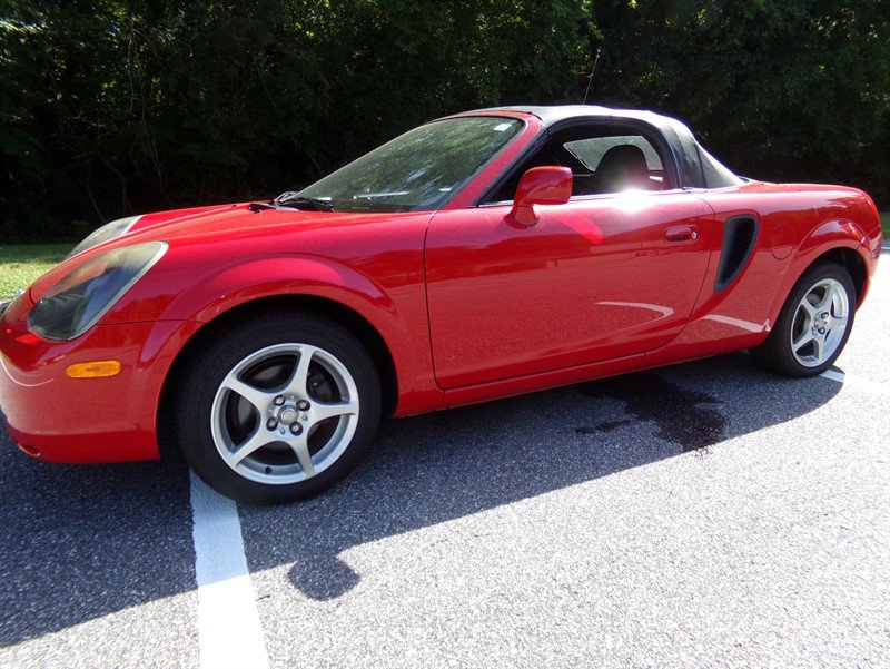Used 2000 Toyota MR2 image 5