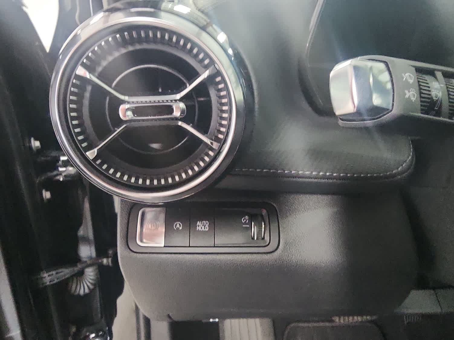 Used 2025 Chevrolet Equinox LT FWD image 20