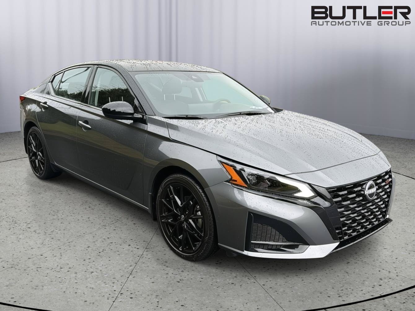 New 2026 Nissan Altima 2.5 SR w/ SR Midnight Edition Package FWD image 9