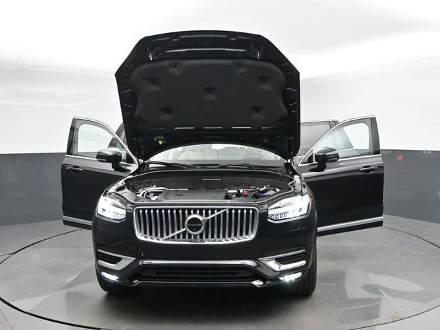 Used 2023 Volvo XC90 B6 Ultimate w/ Protection Package Premier AWD/4WD image 56
