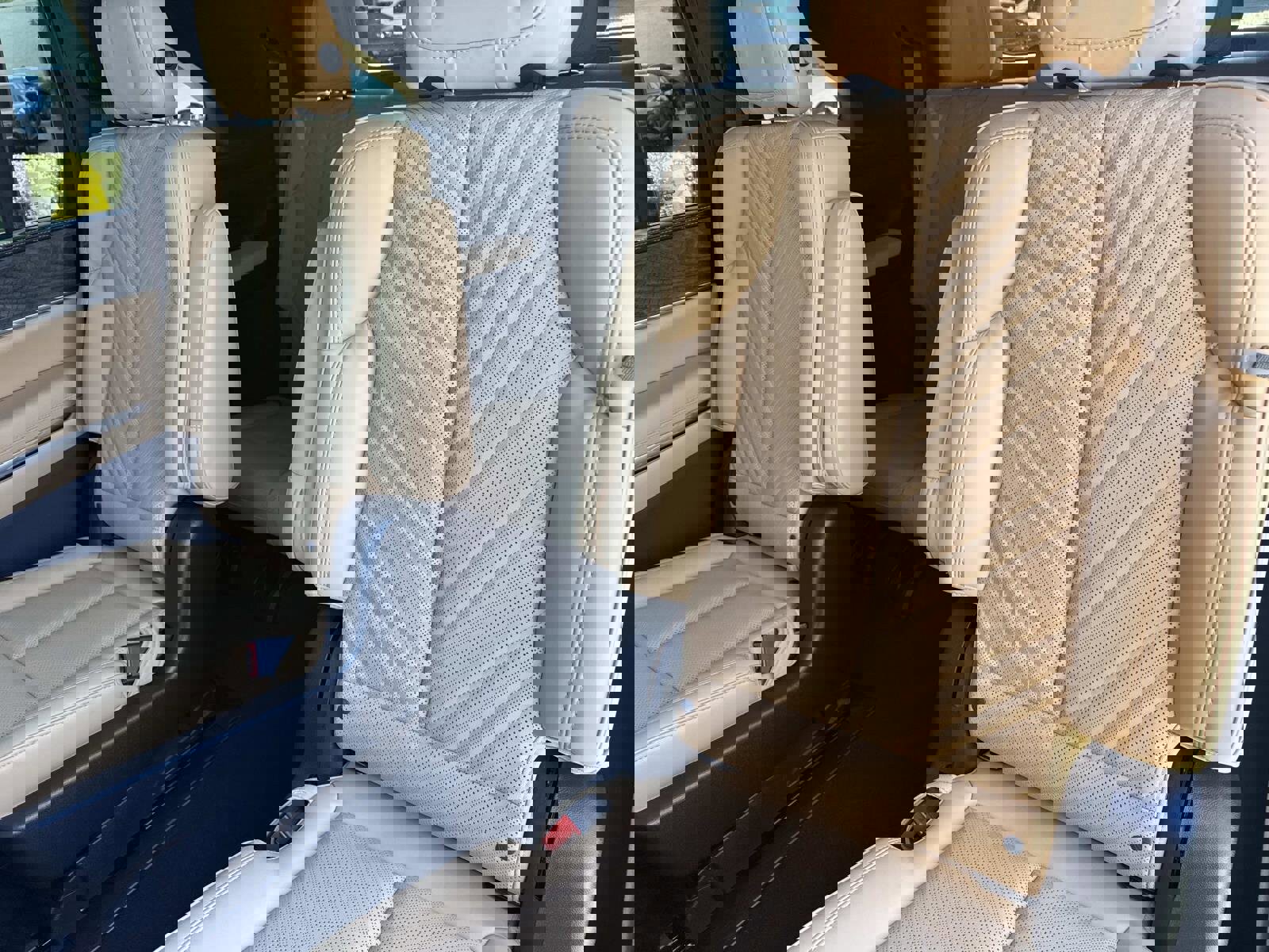 New 2025 Cadillac Escalade IQ Luxury 2 image 14