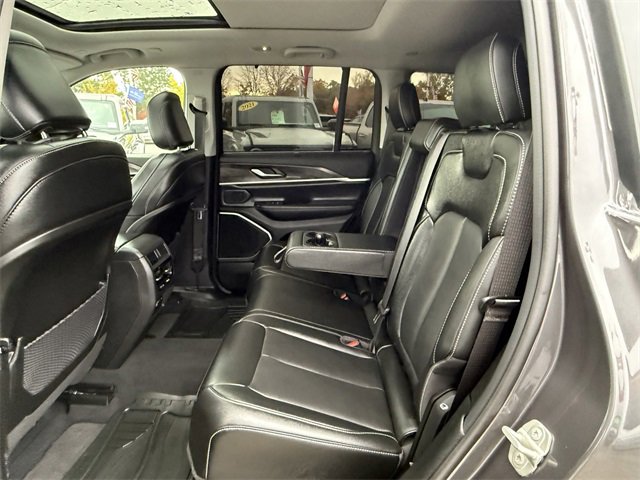 Used 2024 Jeep Grand Cherokee Limited 4xe image 9