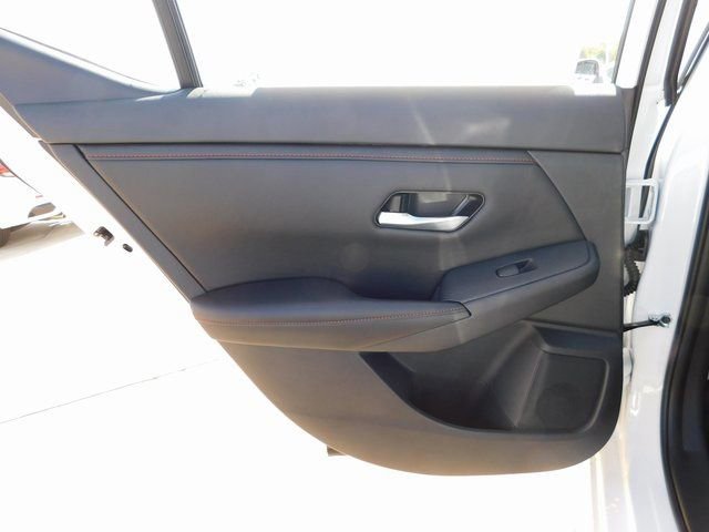 Used 2025 Nissan Sentra SR image 15