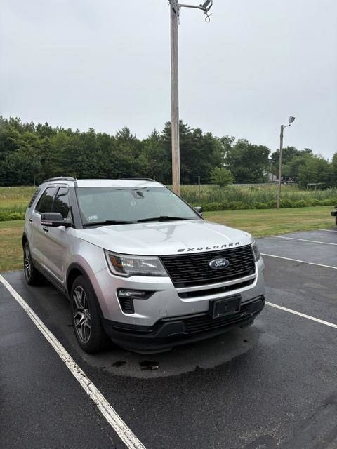 Used 2018 Ford Explorer Sport w/ Equipment Group 401A AWD/4WD image 2