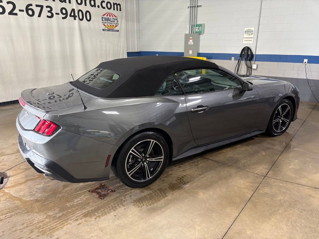 Certified 2025 Ford Mustang Premium image 9