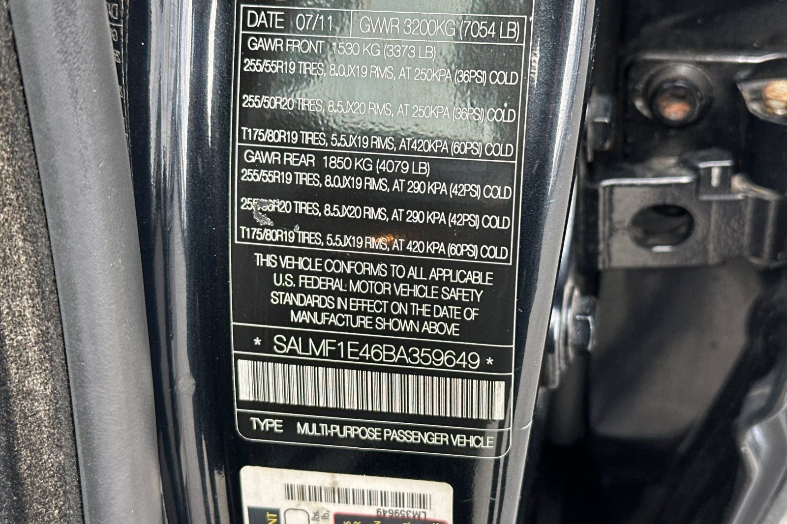 Used 2011 Land Rover Range Rover Supercharged AWD/4WD image 37