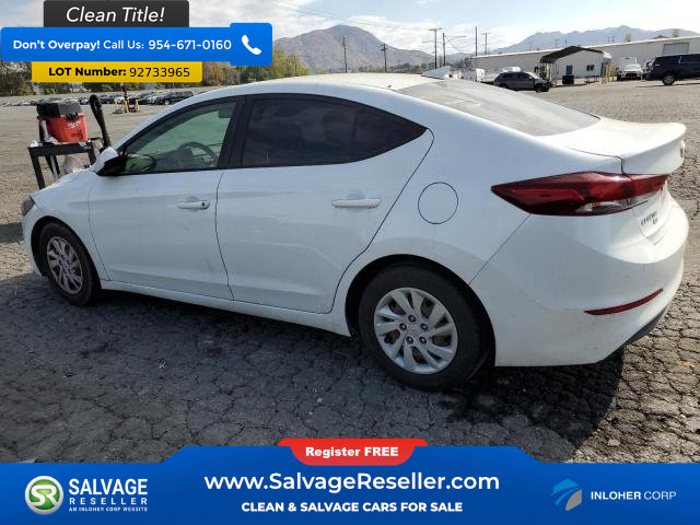 Used 2017 Hyundai Elantra SE image 3
