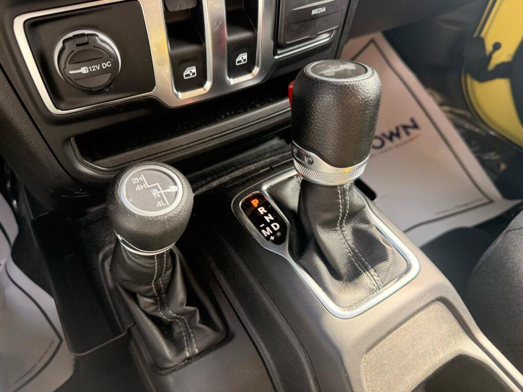 Used 2024 Jeep Wrangler Sport AWD/4WD image 26