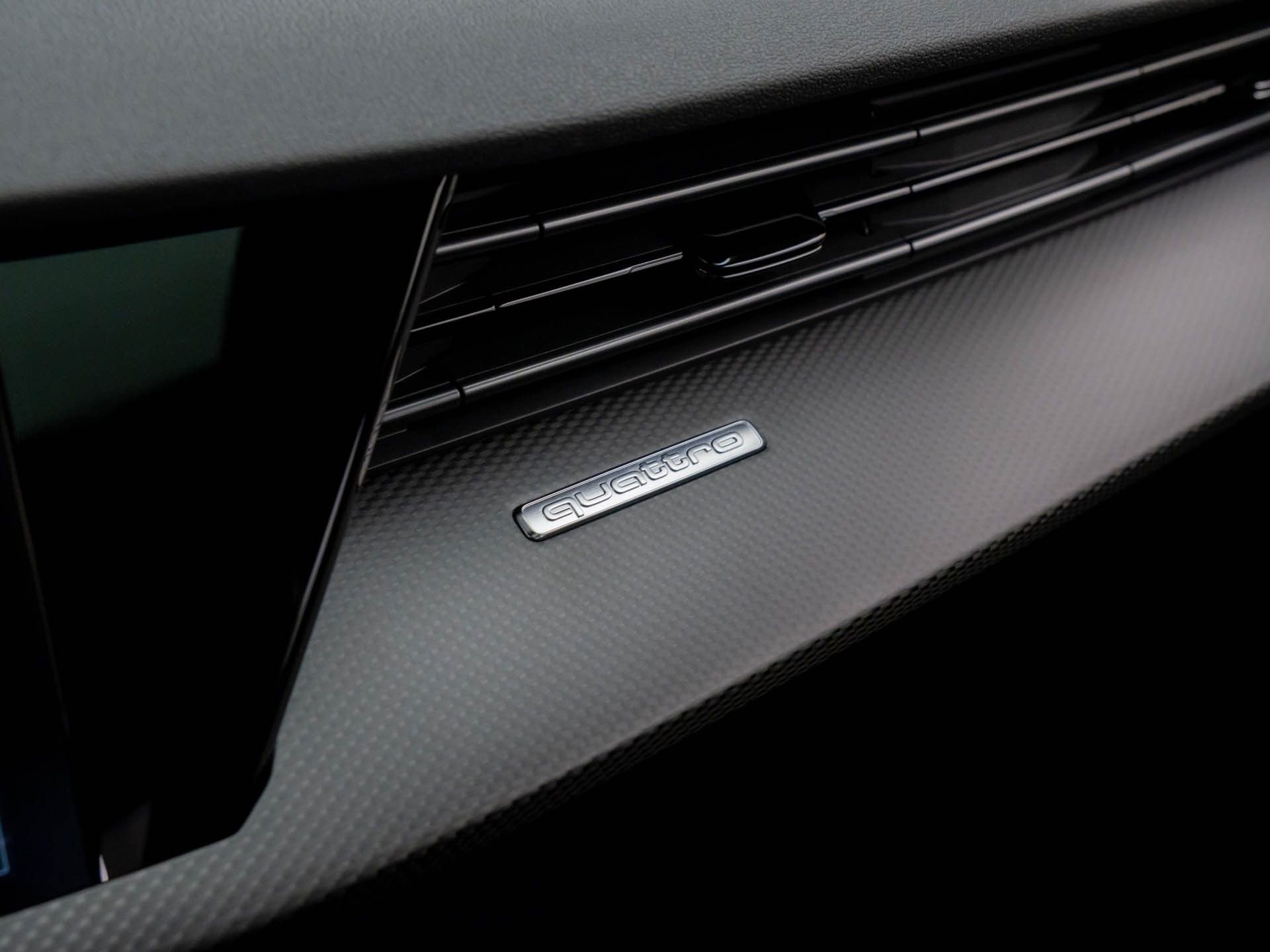 Used 2025 Audi RS 3 image 34