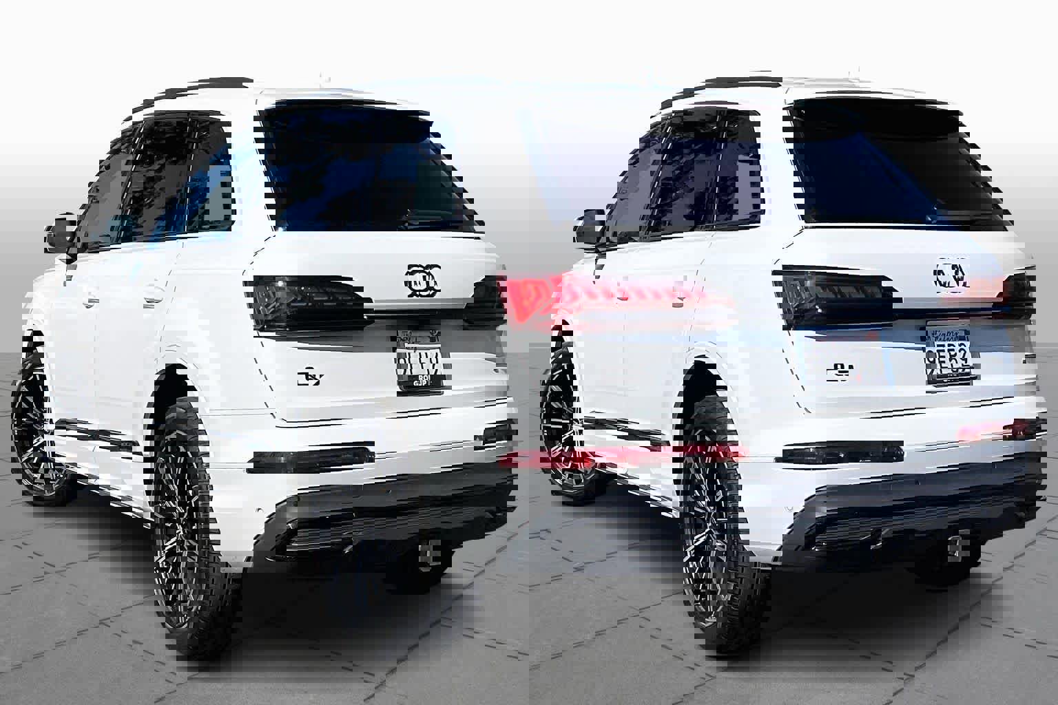 Used 2023 Audi Q7 Premium Plus w/ Premium Plus Package image 11