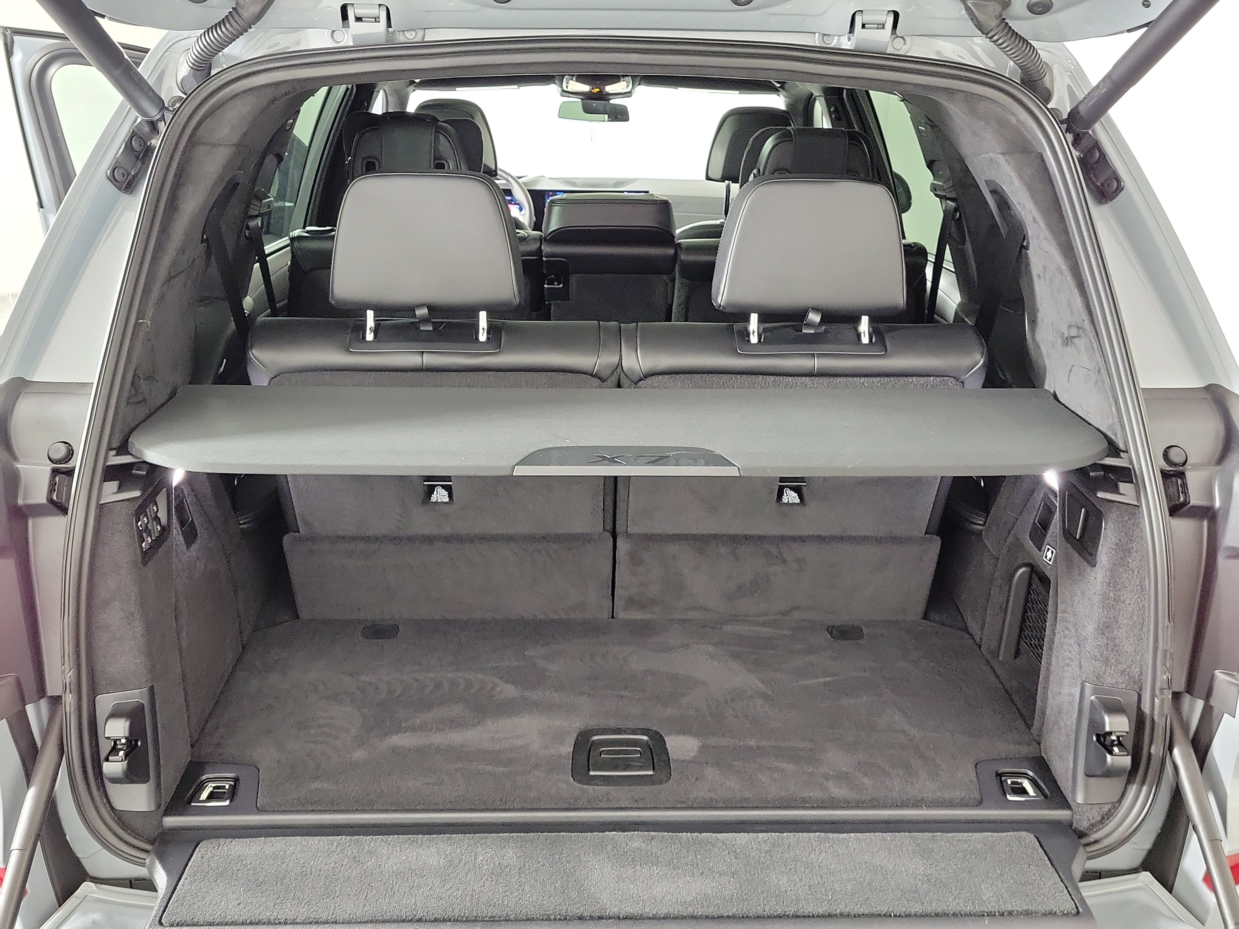 Certified 2026 BMW X7 M60i image 26