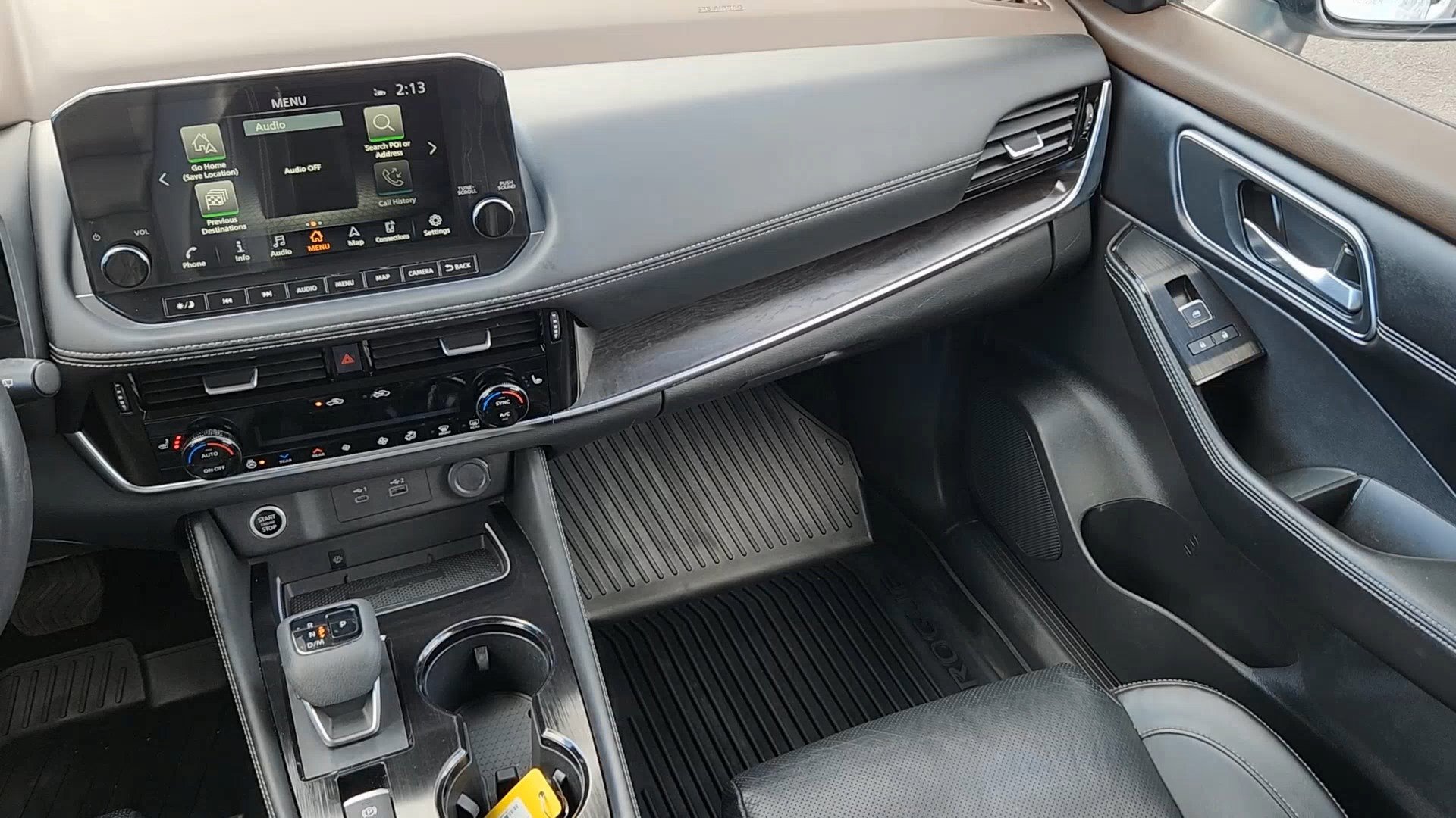 Used 2021 Nissan Rogue Platinum image 6