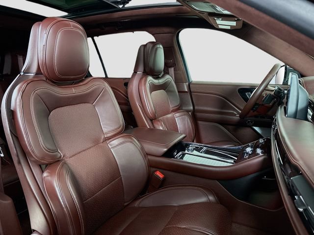 Used 2021 Lincoln Aviator Black Label w/ Dynamic Handling Package image 31