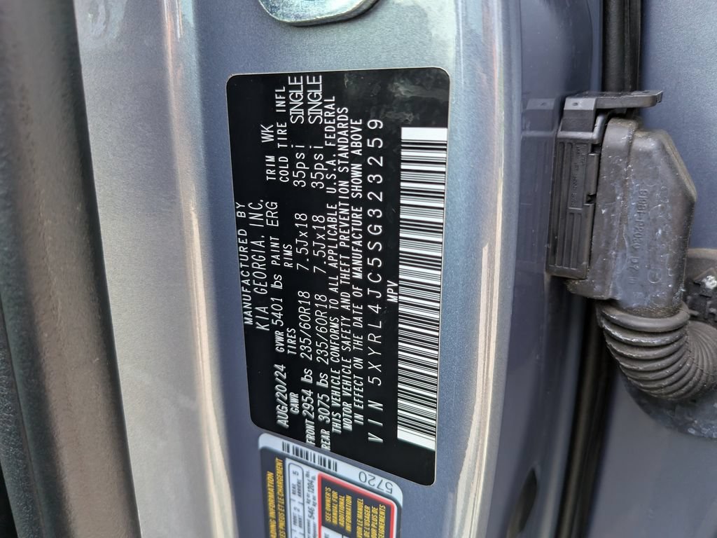 Certified 2025 Kia Sorento S FWD image 39