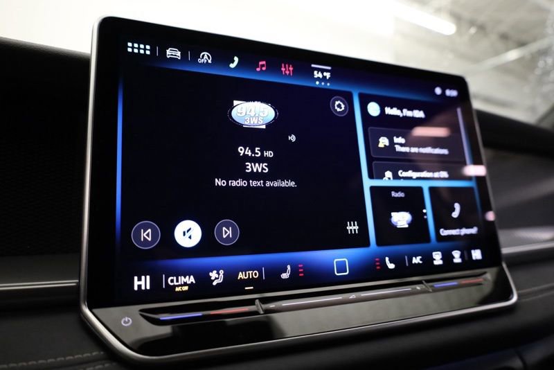 New 2026 Volkswagen Tiguan SE R-Line image 16