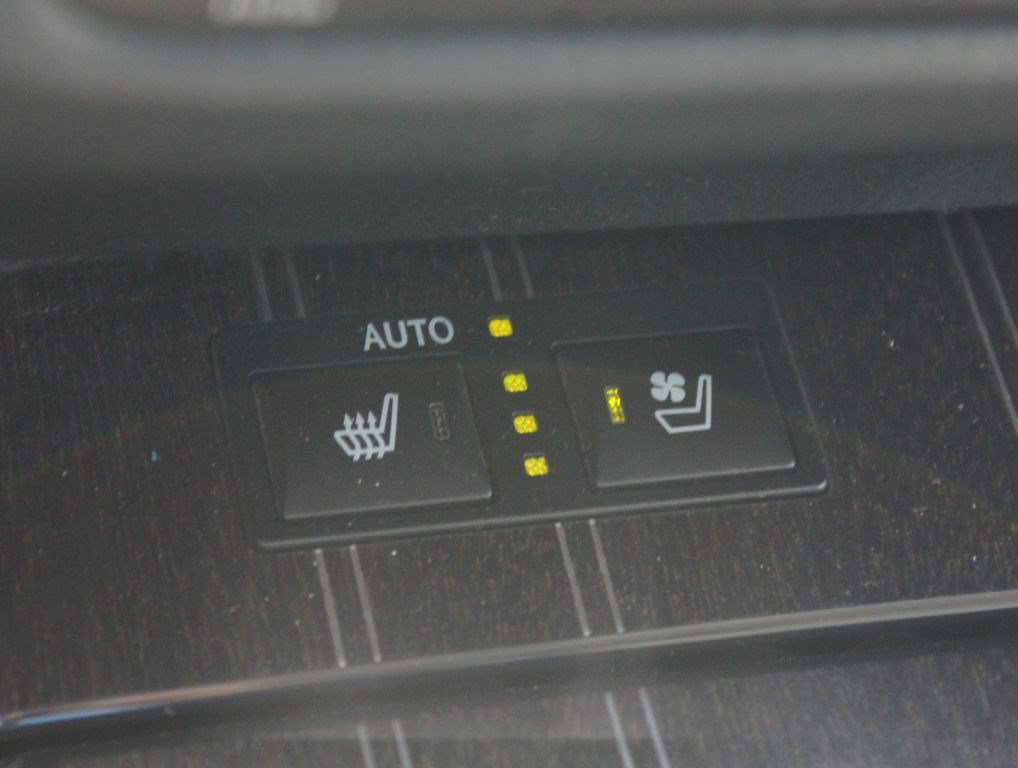 Used 2018 Lexus GS 350 w/ Preferred Accessory Package RWD image 9