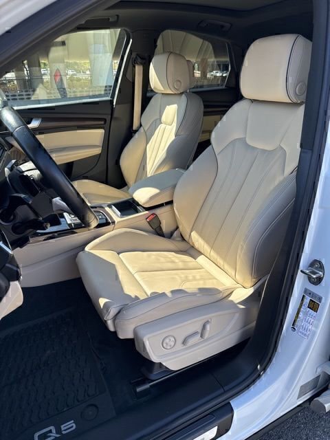 Used 2022 Audi Q5 2.0T Premium Plus image 18