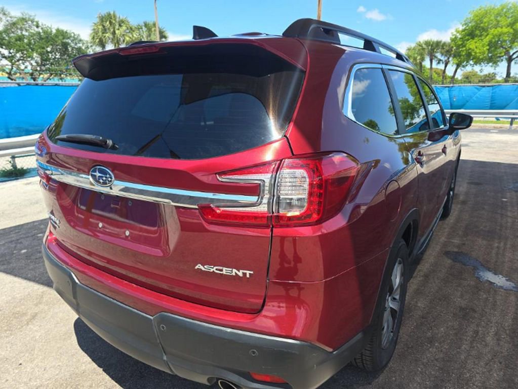 Used 2025 Subaru Ascent Premium AWD/4WD image 4