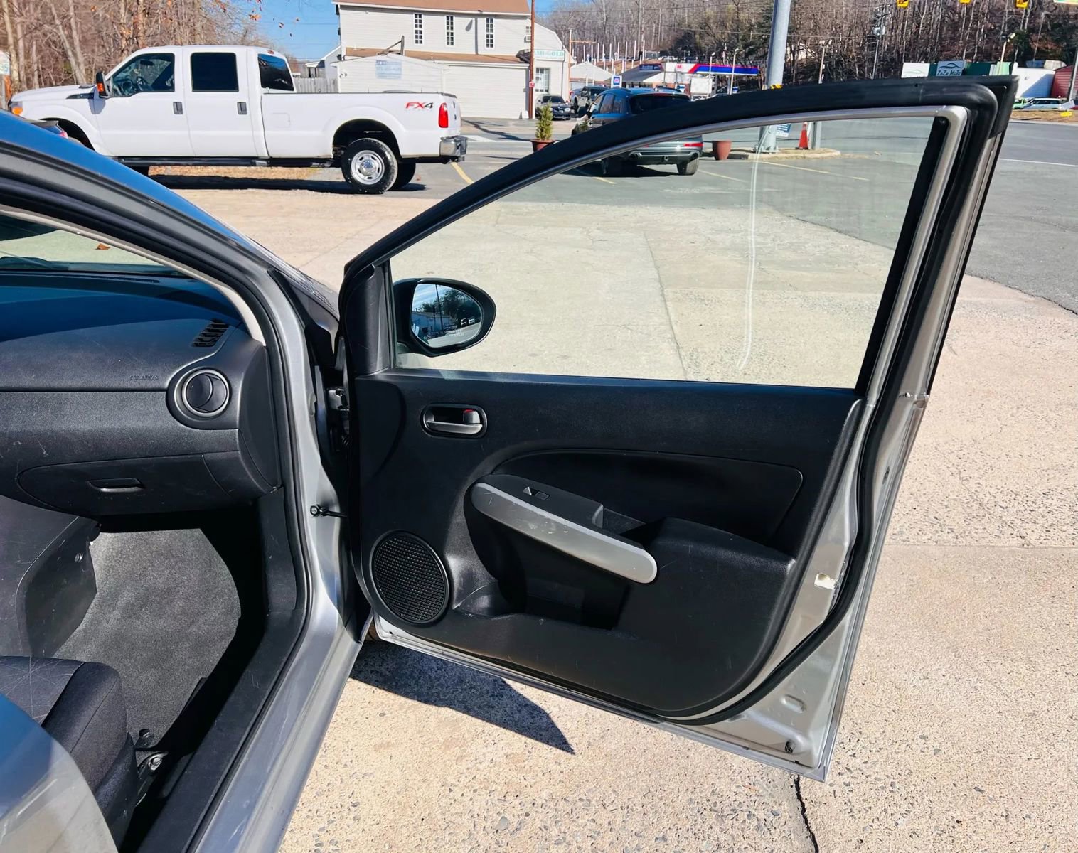 Used 2012 MAZDA MAZDA2 Sport image 12