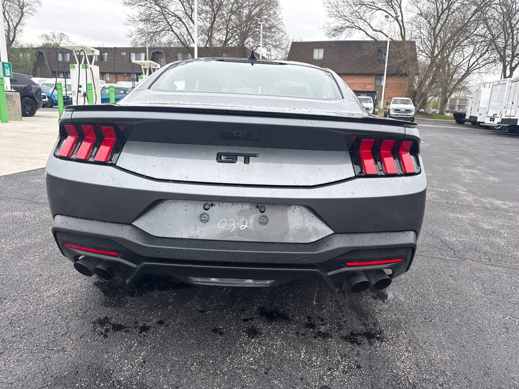 Used 2025 Ford Mustang GT Premium RWD image 9