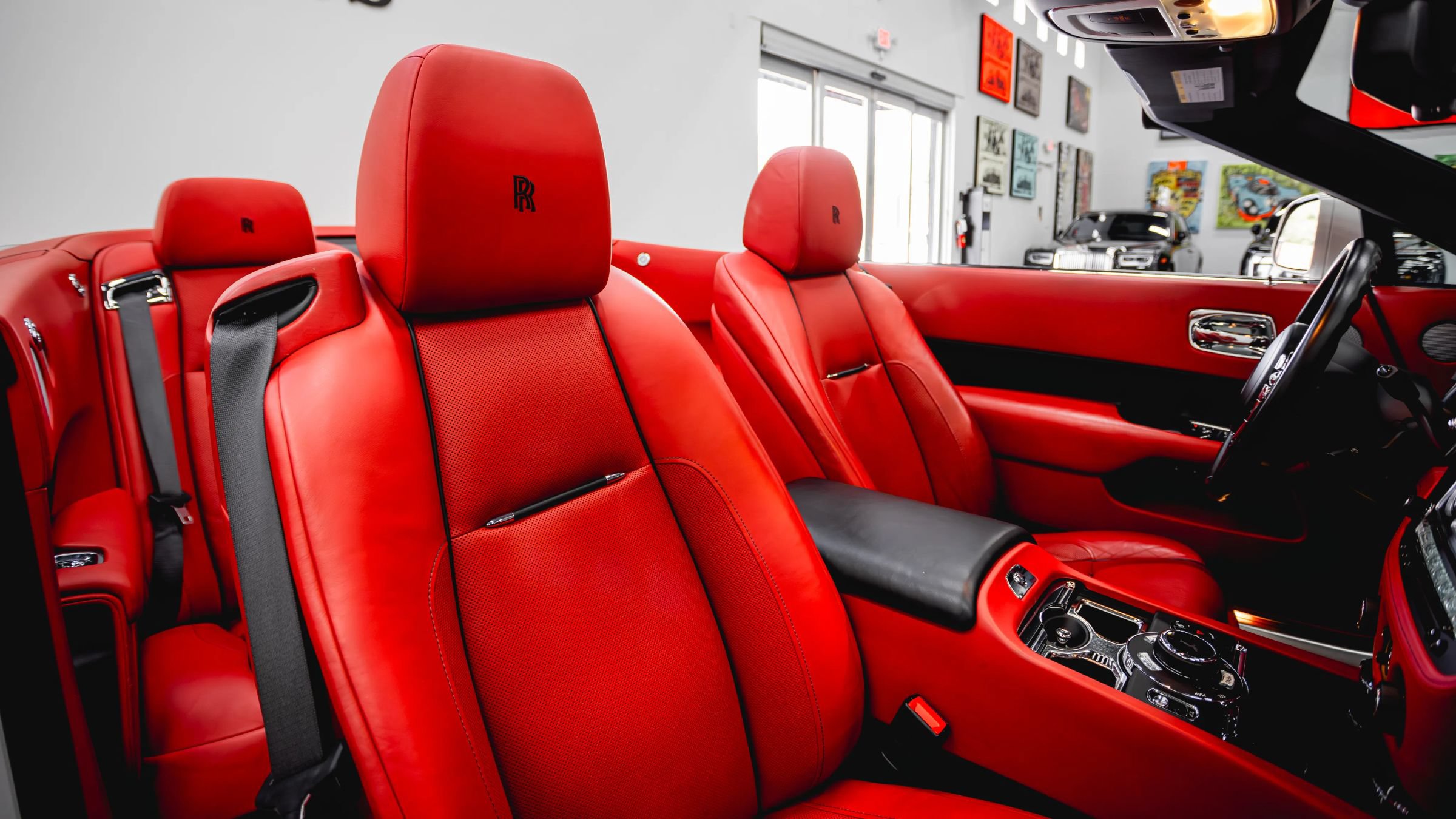 Used 2017 Rolls-Royce Dawn RWD image 62