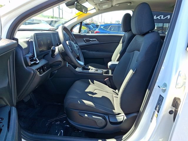 Used 2023 Kia Sportage LX AWD/4WD image 13