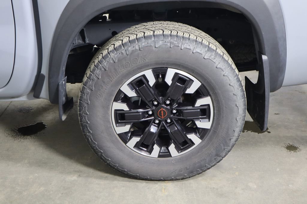Used 2024 Nissan Frontier PRO-4X w/ Technology Package AWD/4WD image 42