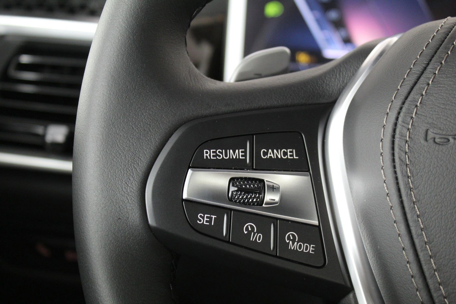 New 2026 BMW X5 xDrive40i w/ Climate Comfort Package AWD/4WD image 15