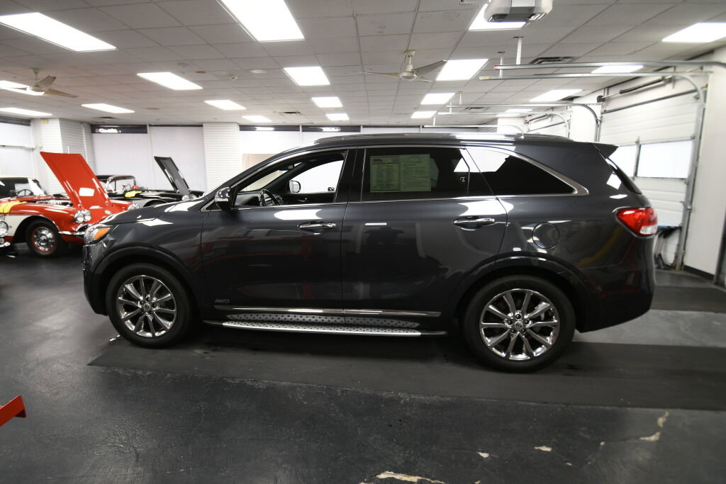 Used 2017 Kia Sorento SX image 5