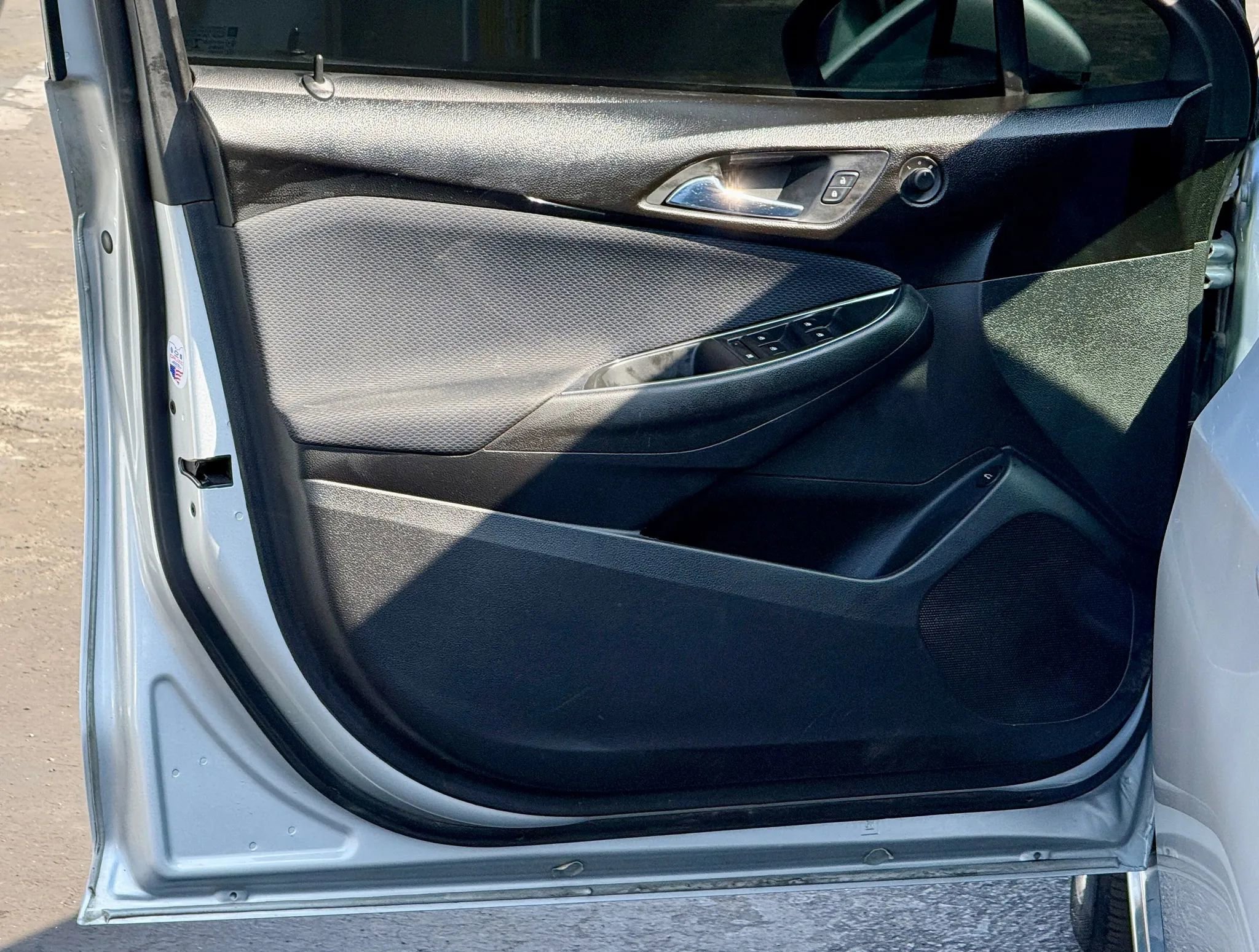 Used 2018 Chevrolet Cruze LT w/ RS Package image 10