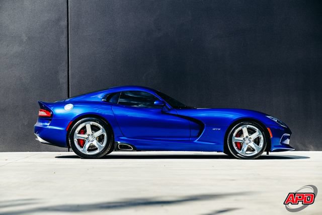 Used 2013 SRT Viper GTS w/ GTS Laguna Interior Pkg RWD image 39