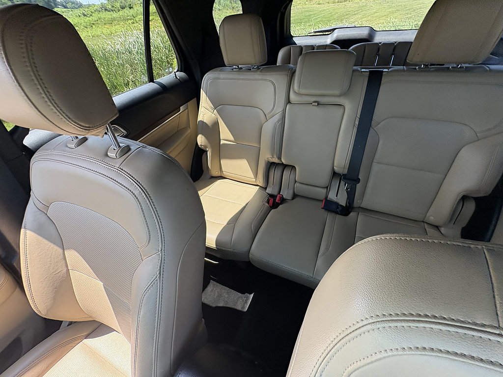 Used 2016 Ford Explorer Limited AWD/4WD image 33