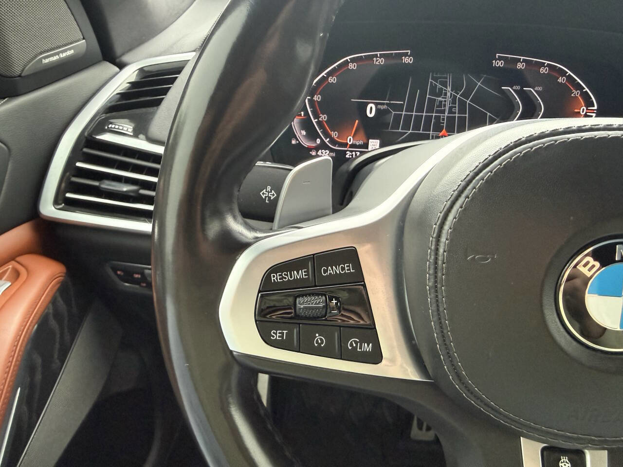 Used 2021 BMW X7 xDrive40i w/ M Sport Package image 18