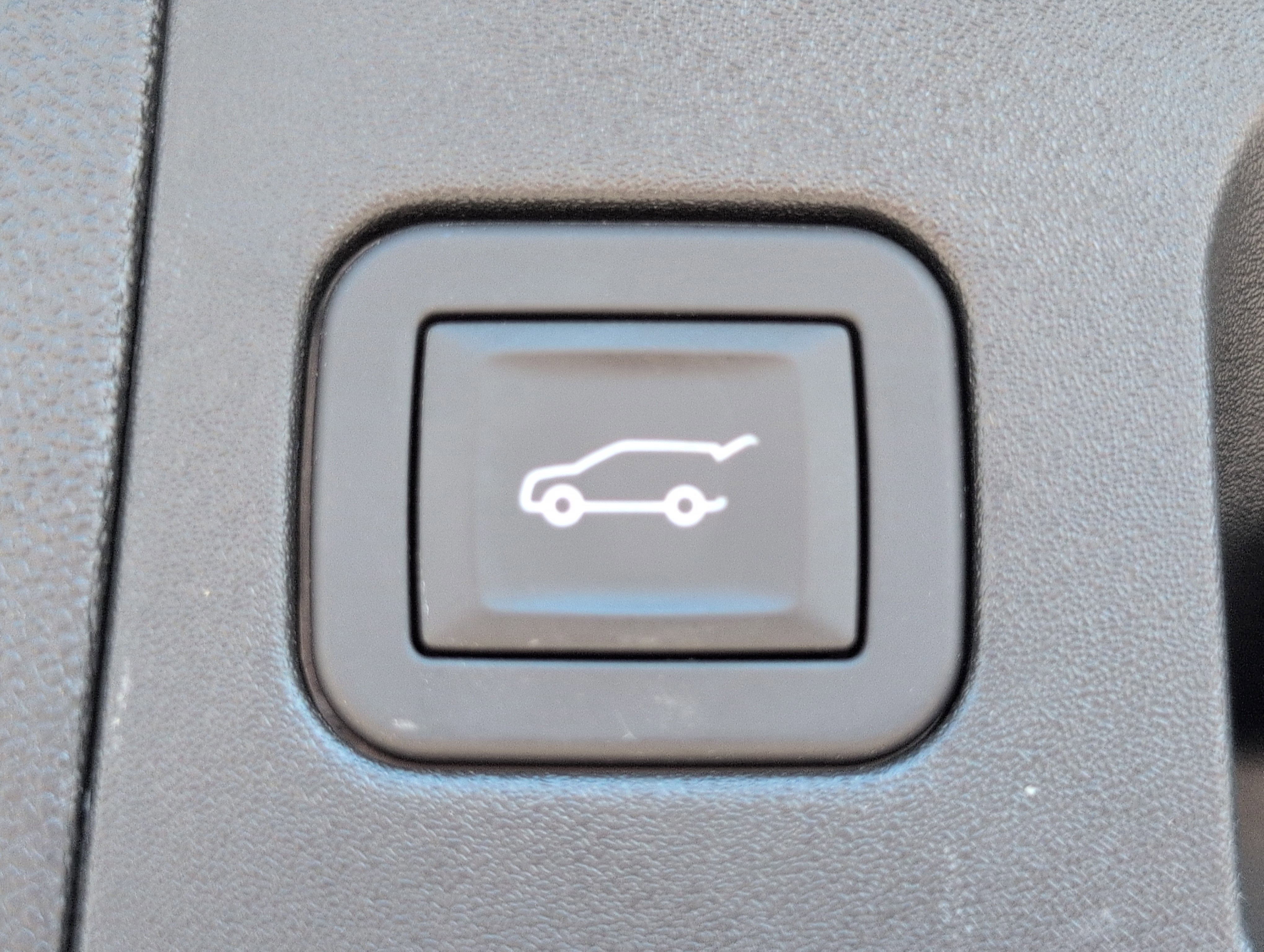 Certified 2025 Cadillac XT5 Premium Luxury image 31